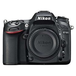 Nikon ῵ D7100  